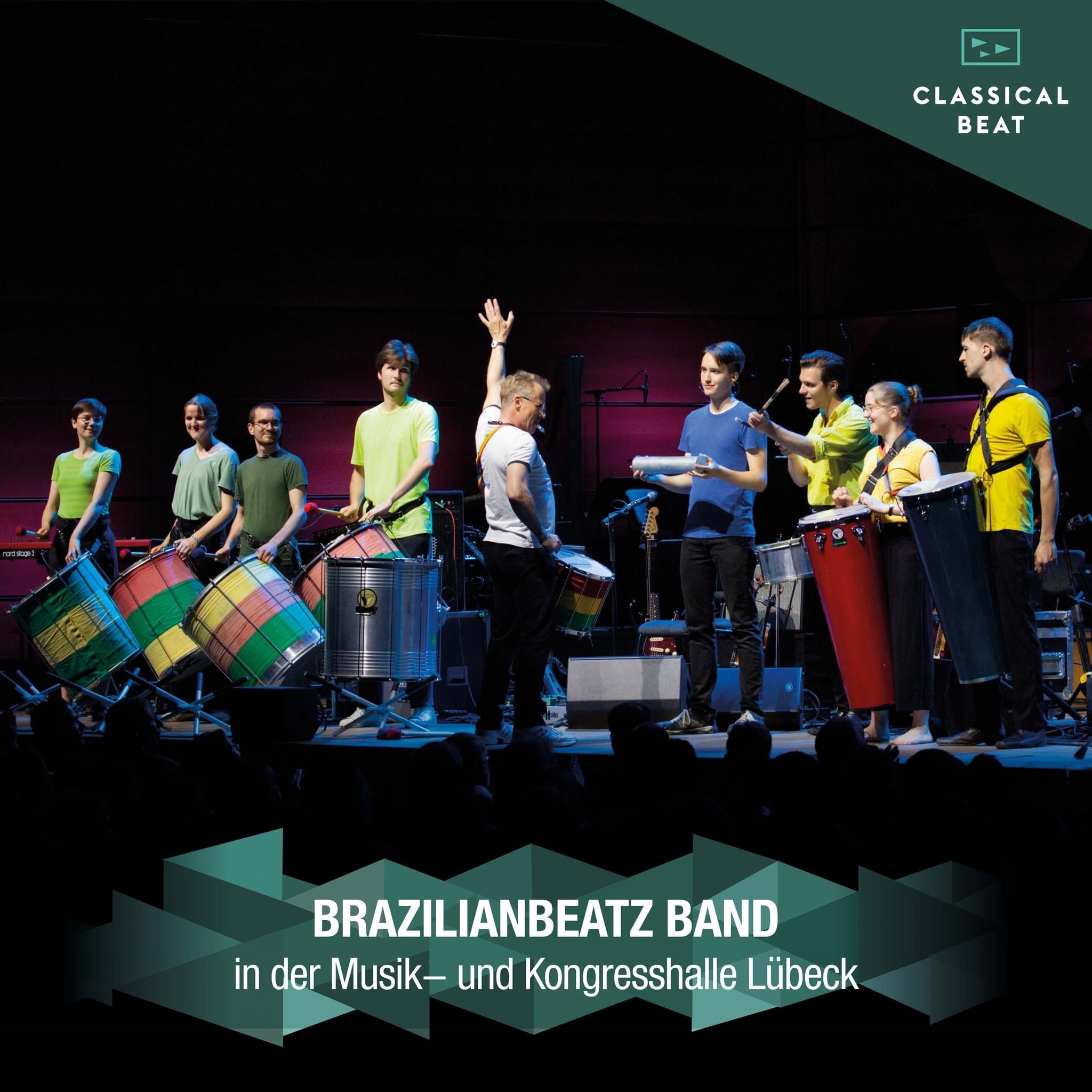 BrazilianBeatz mit "Funky-Samba" in der Musik- und Kongresshalle Lübeck am 21. Juli 2022 
(im Bild ist nur eine Teilbesetzung)
