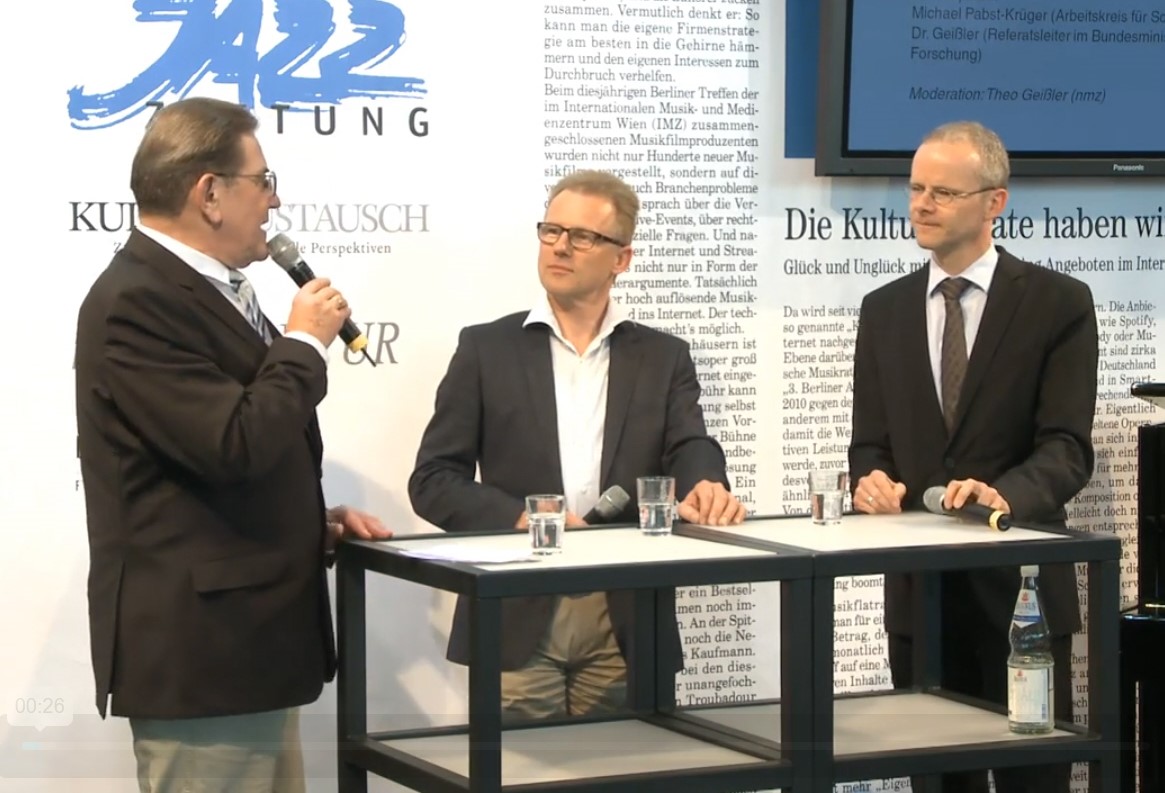 Podiumsdiskussion bei der Musikmesse 2014: Theo Geißler (nmz), Michael Pabst-Krueger (BMU) und Torsten Geißler (BMBF) (v.l.n.r.)